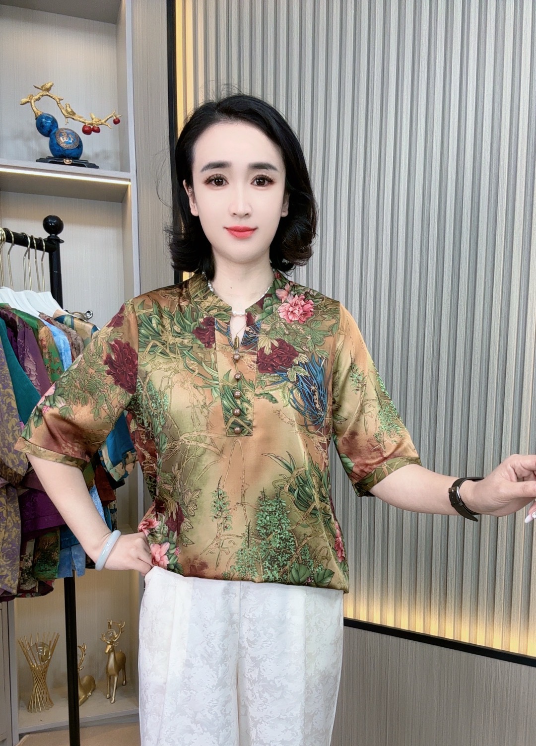 幸福玫瑰新中式复古显瘦高端时尚洋气遮肚显瘦百搭气质宽松妈妈装