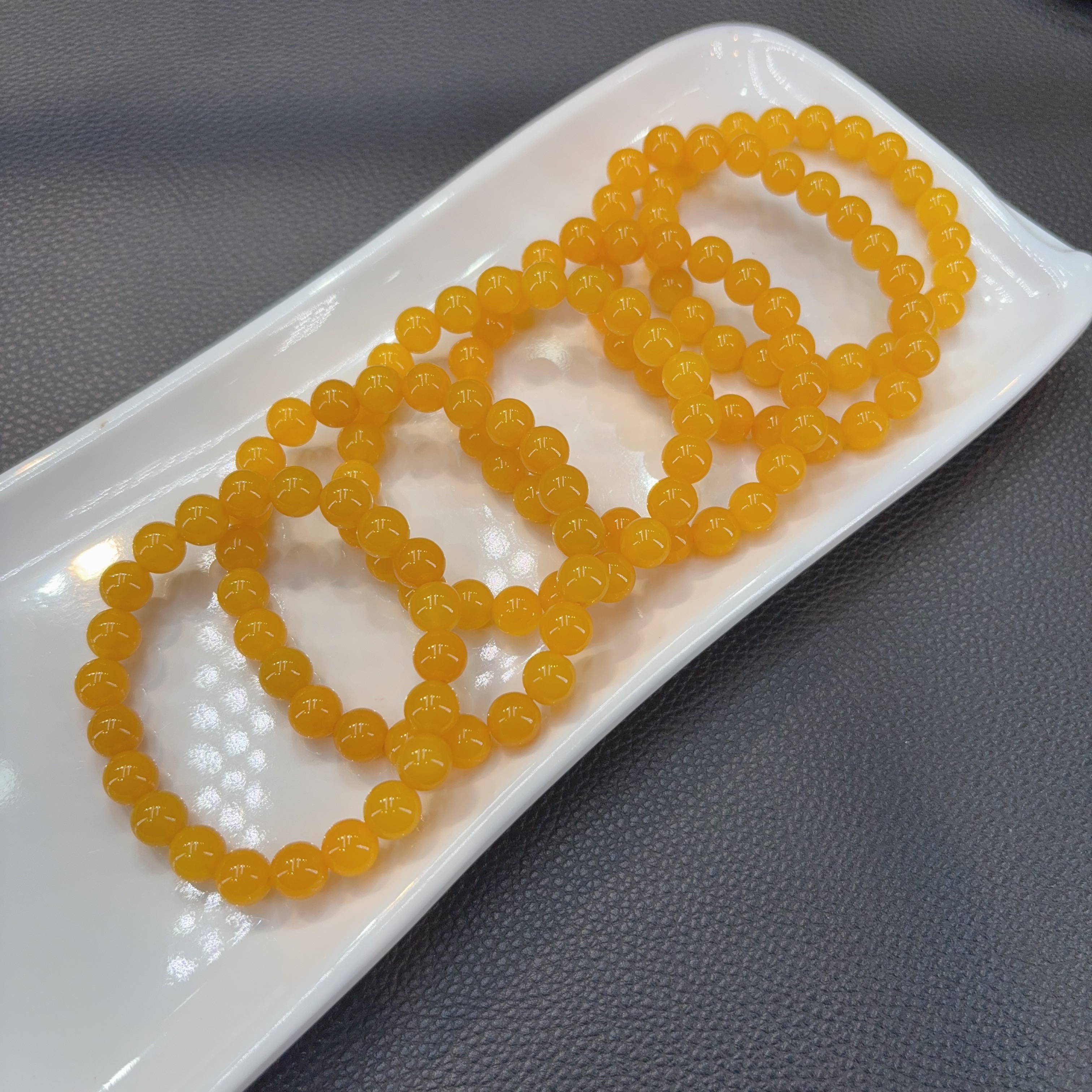 A001黄玛瑙8毫米手串 多样性发一串