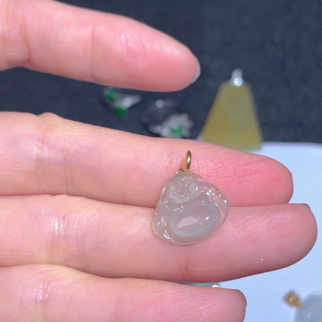 翡翠颈饰18K金镶嵌翡翠