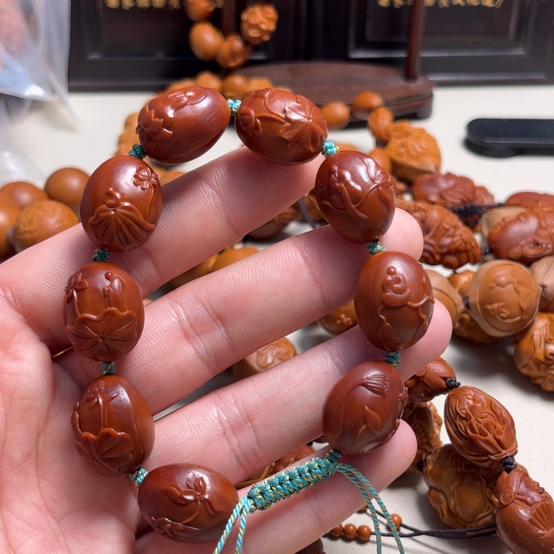 橄榄核吊坠墩***G无相佛