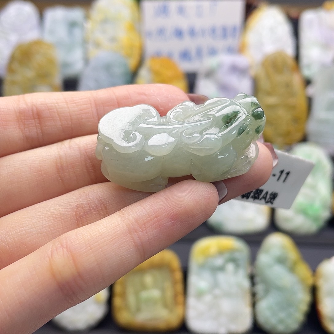 翡翠吊坠(不含链)未镶嵌