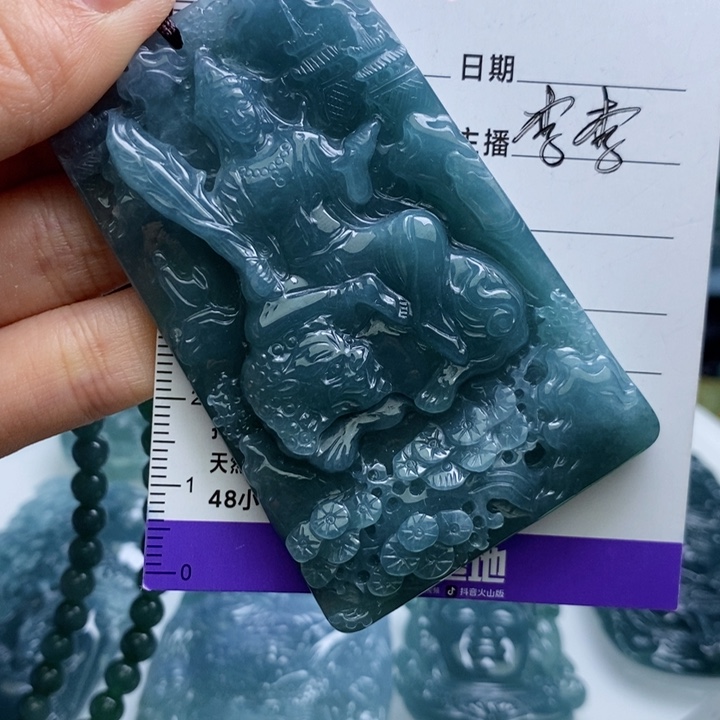 【闪购商品】翡翠颈饰未镶嵌111111111