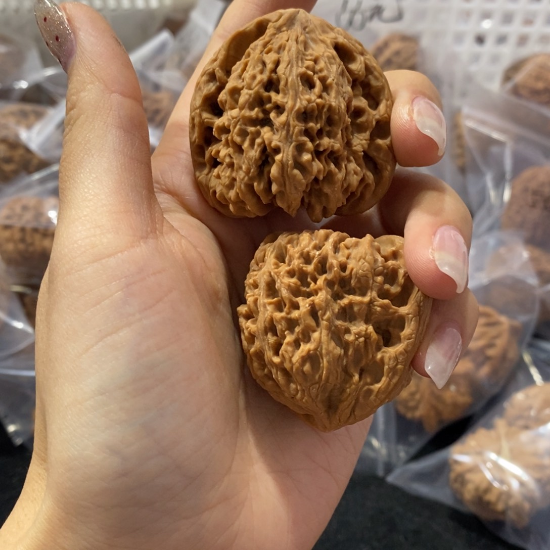 猴头核桃吊坠南疆300