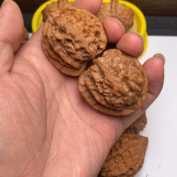 亿***光核桃手串/手链苹果园41尺高差点