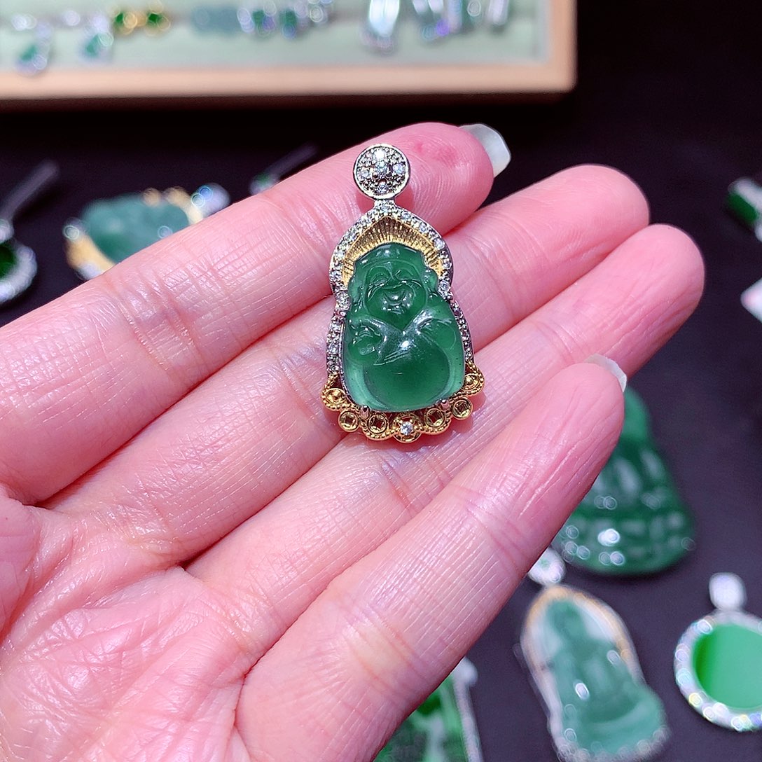 【闪购商品】翡翠吊坠(不含链)未镶嵌