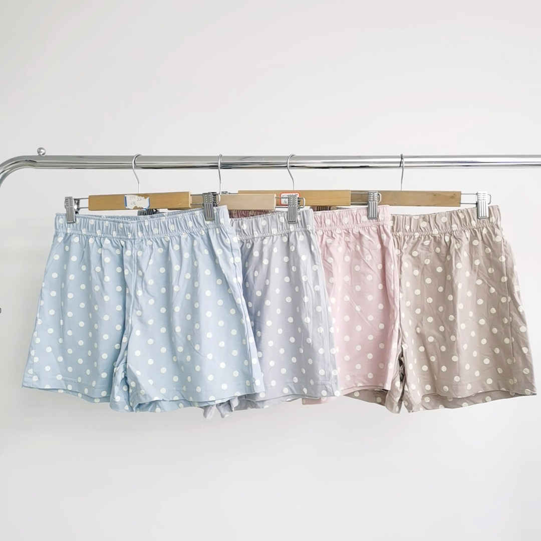 L213 三色松紧腰波点家居休闲短裤