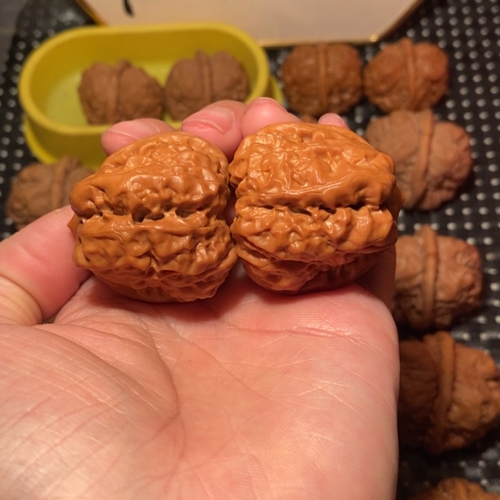 把件文玩核桃四开细腰大八腿暴力肌肉蛙