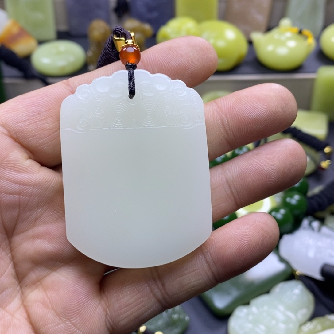 和田玉颈饰未镶嵌?****v