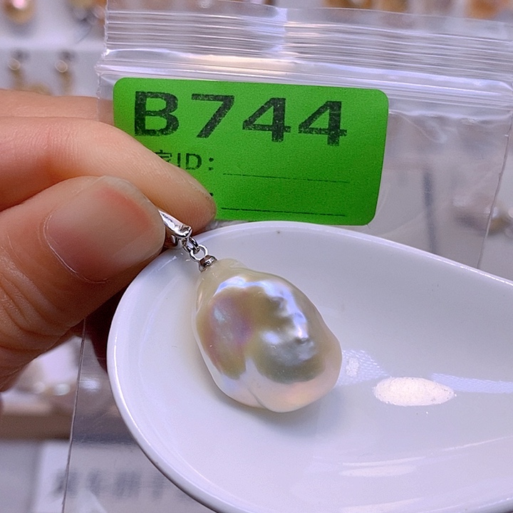 淡水珍珠未镶嵌颈饰