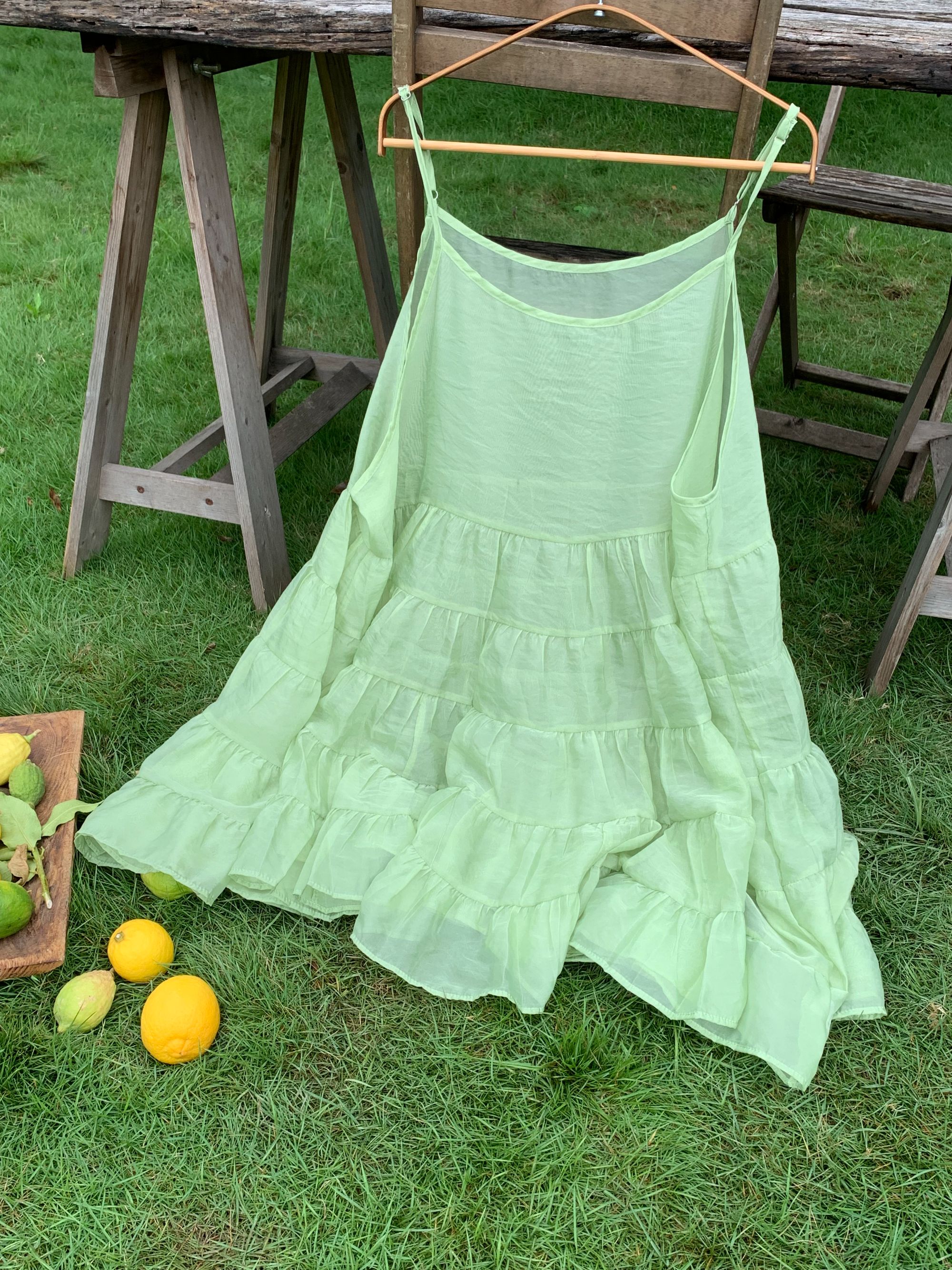 秋屿moment 百搭休闲拼接吊带罩裙