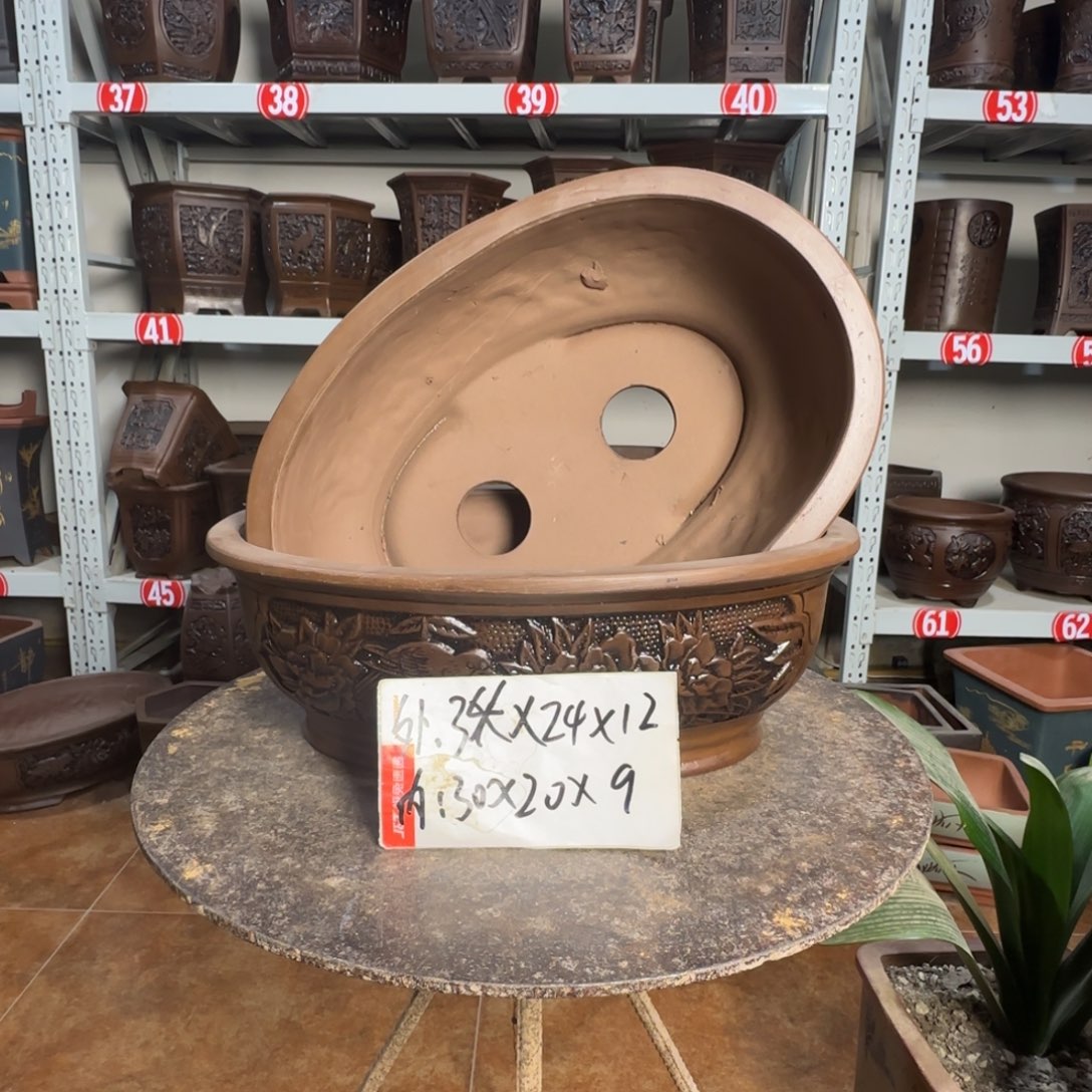 紫砂花盆，有1厘米左右尺寸差距，有色差