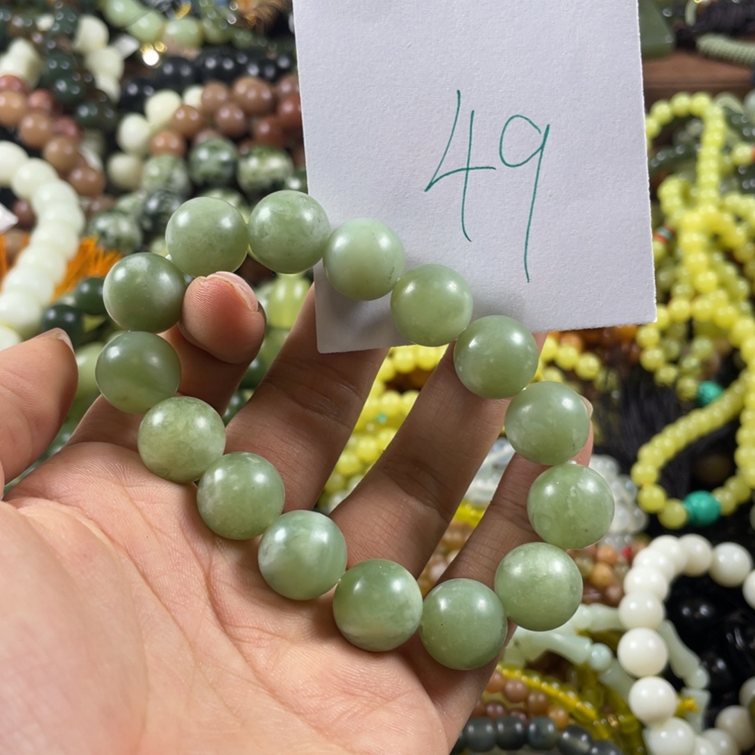 未镶嵌蛇纹石玉手链