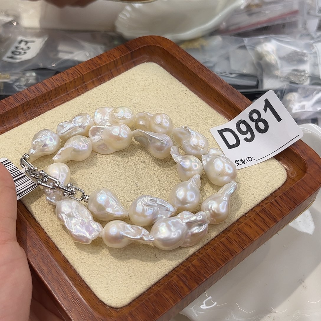 颈饰合金淡水珍珠