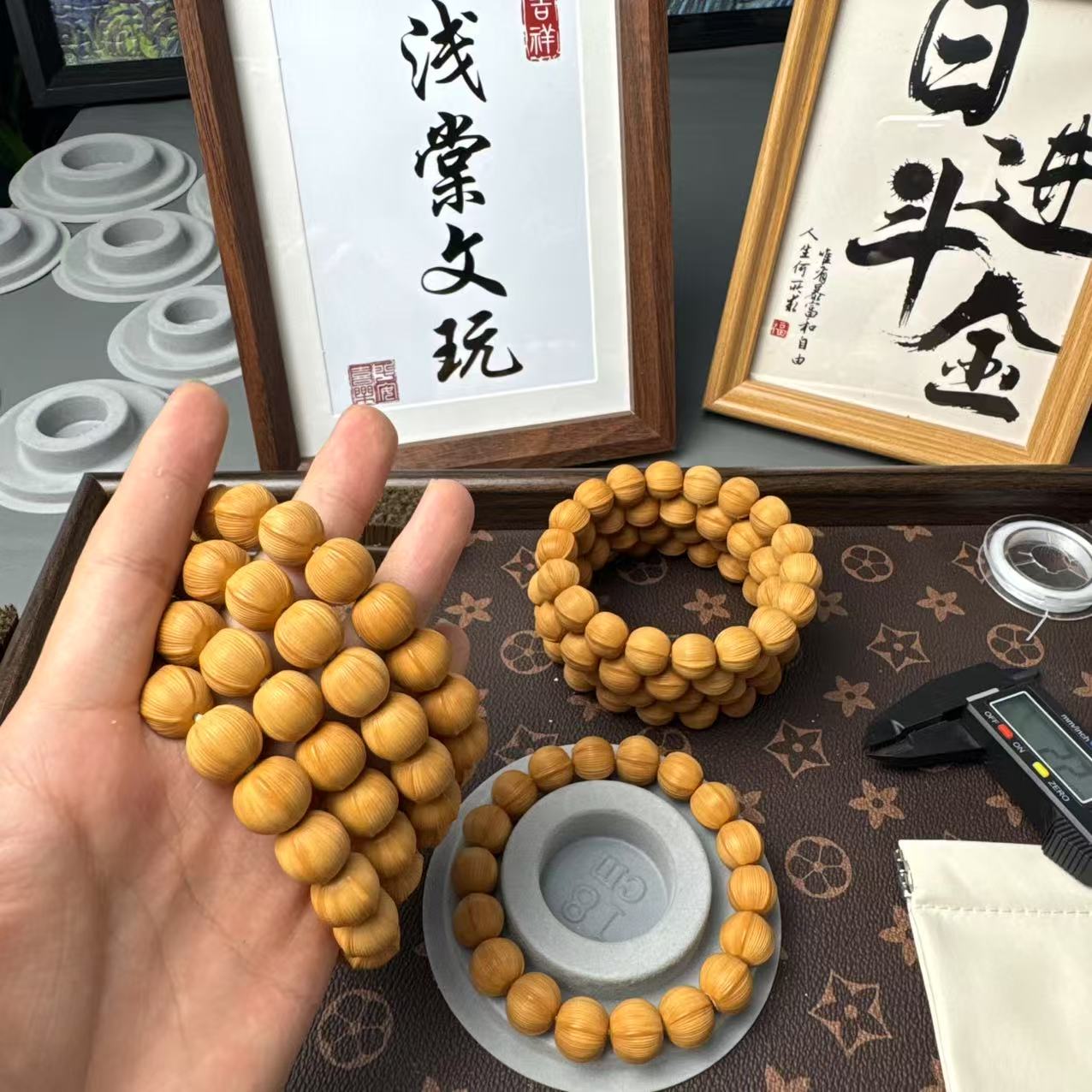 【浅棠 全品拉丝鲨鱼】无瑕疵猴头毕业级精工雕刻核桃文玩手串