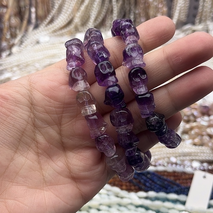 未镶嵌玛瑙/玉髓珠宝半成品一条紫萤石雕刻珠