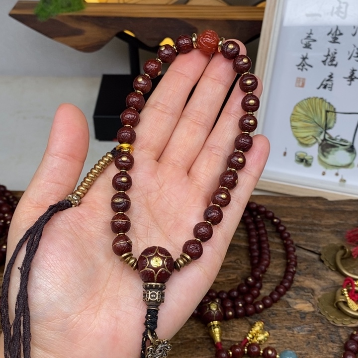 吊坠凤眼菩提8.8 满配 手持