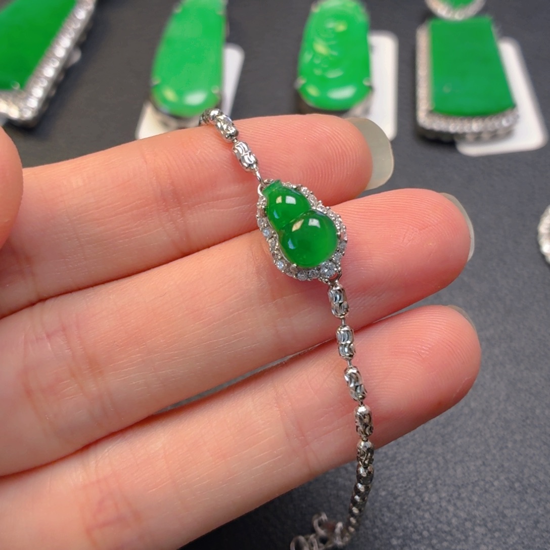 翡翠银S925镶嵌吊坠(不含链)手链