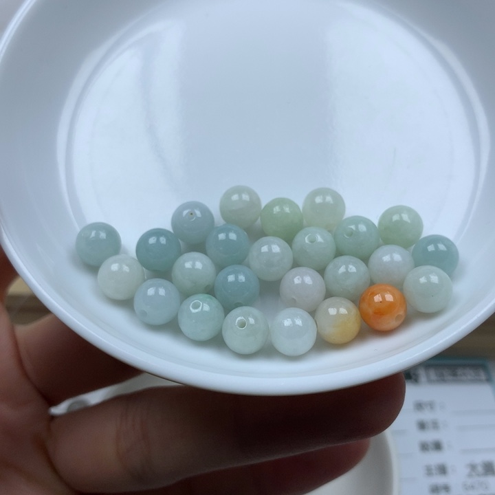 翡翠颈饰未镶嵌卡7