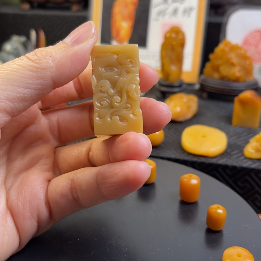 田黄石乞**业1111111111