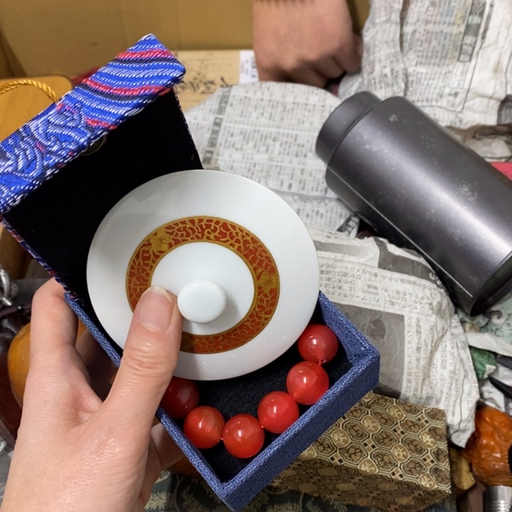 瓷片哈中古工艺品一件