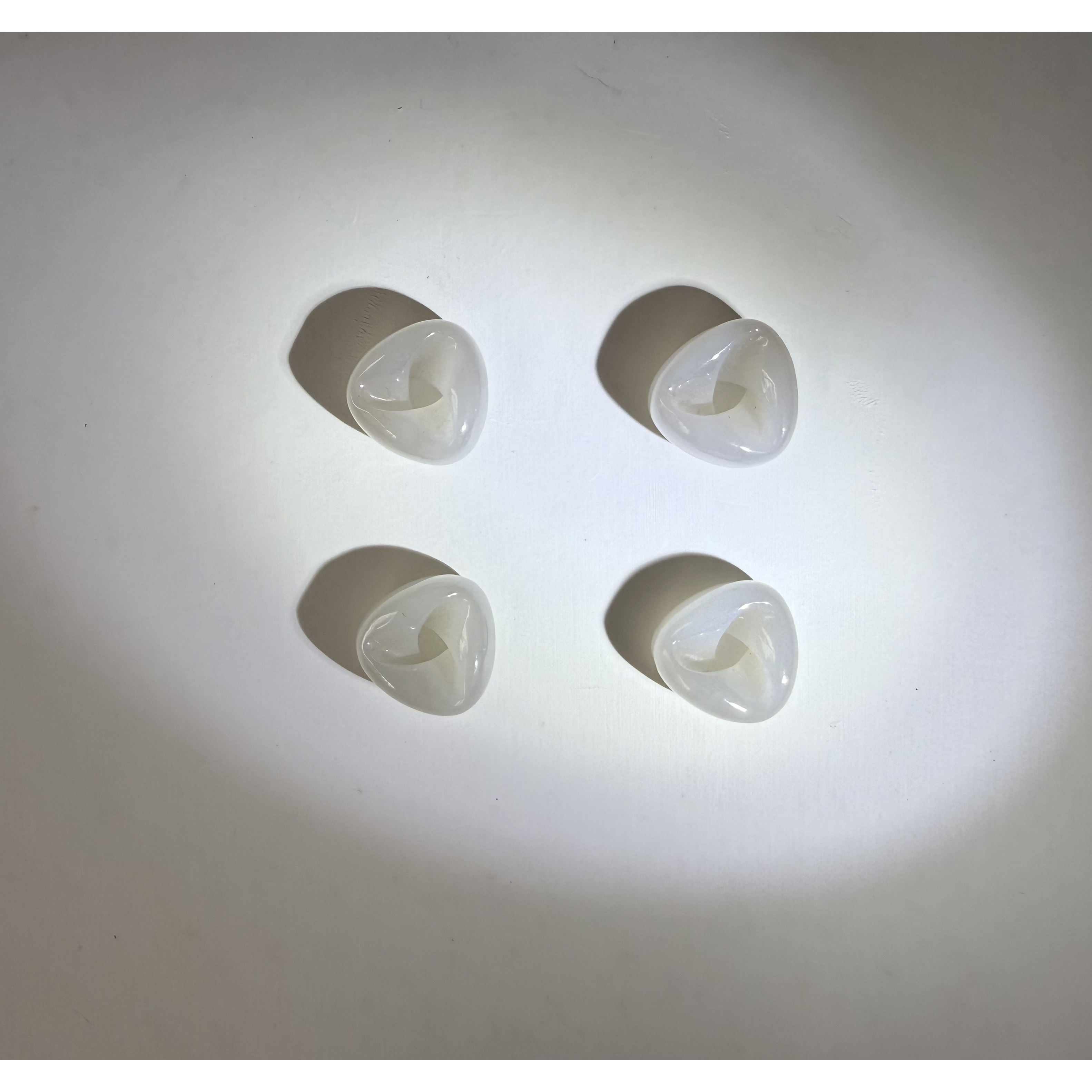 青海和田玉烟紫时来运转吊坠