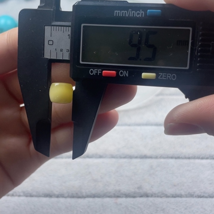 蜜蜡裸石未镶嵌天然蜜蜡老型9*8mm尺寸单颗直切微瑕