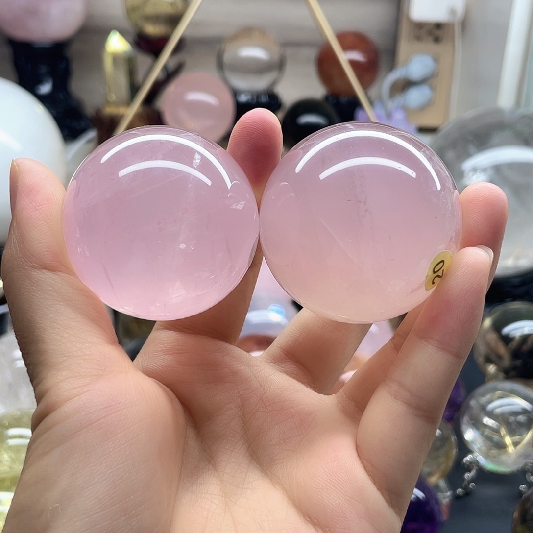 融***一水晶珠宝半成品未镶嵌粉水晶卡4.5-4.8A379