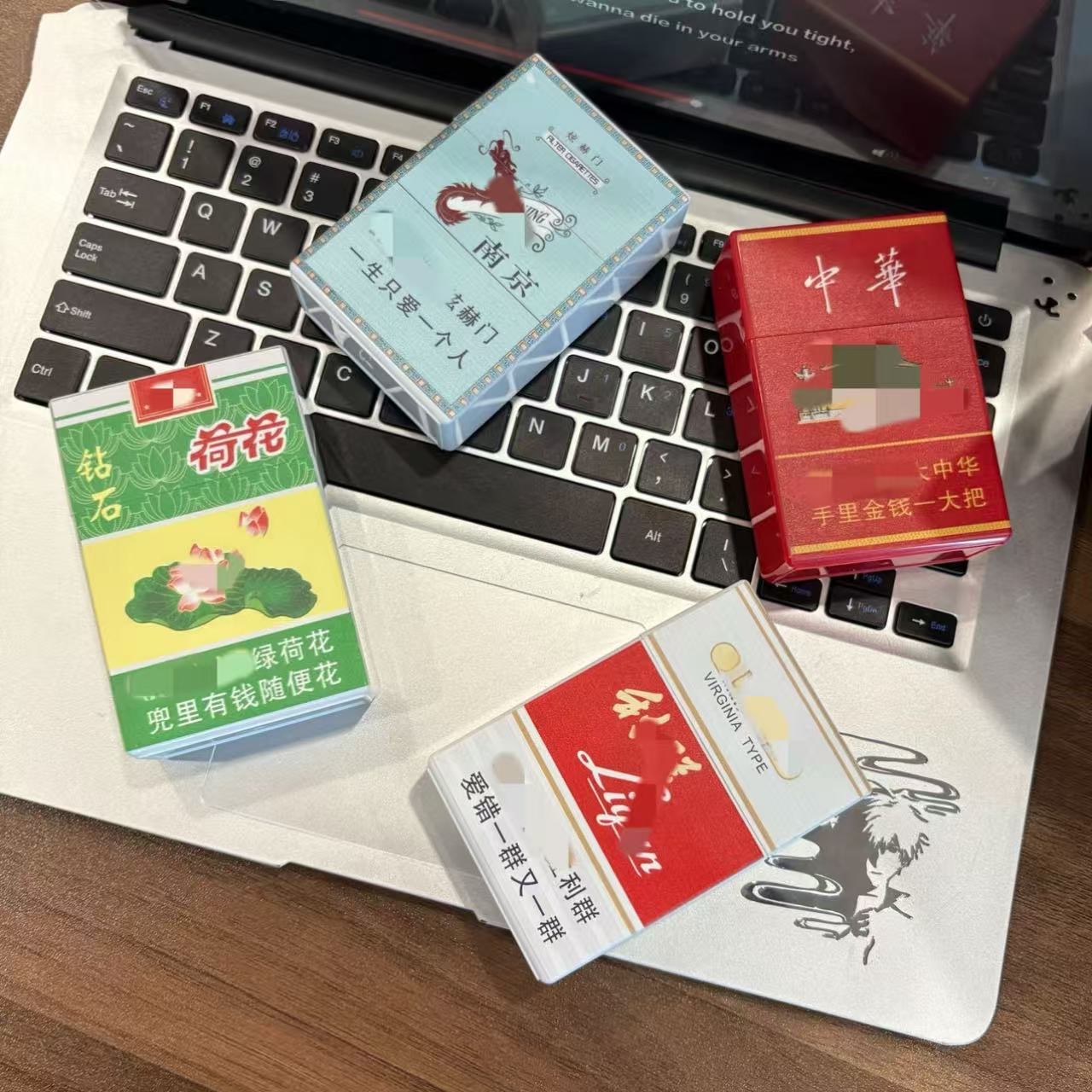 仿真塑料烟盒吹泡泡神器好玩泡泡成年人发泄神器减压