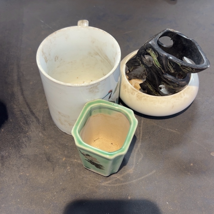 吉***下瓷片拾六家的瓷器瓷器