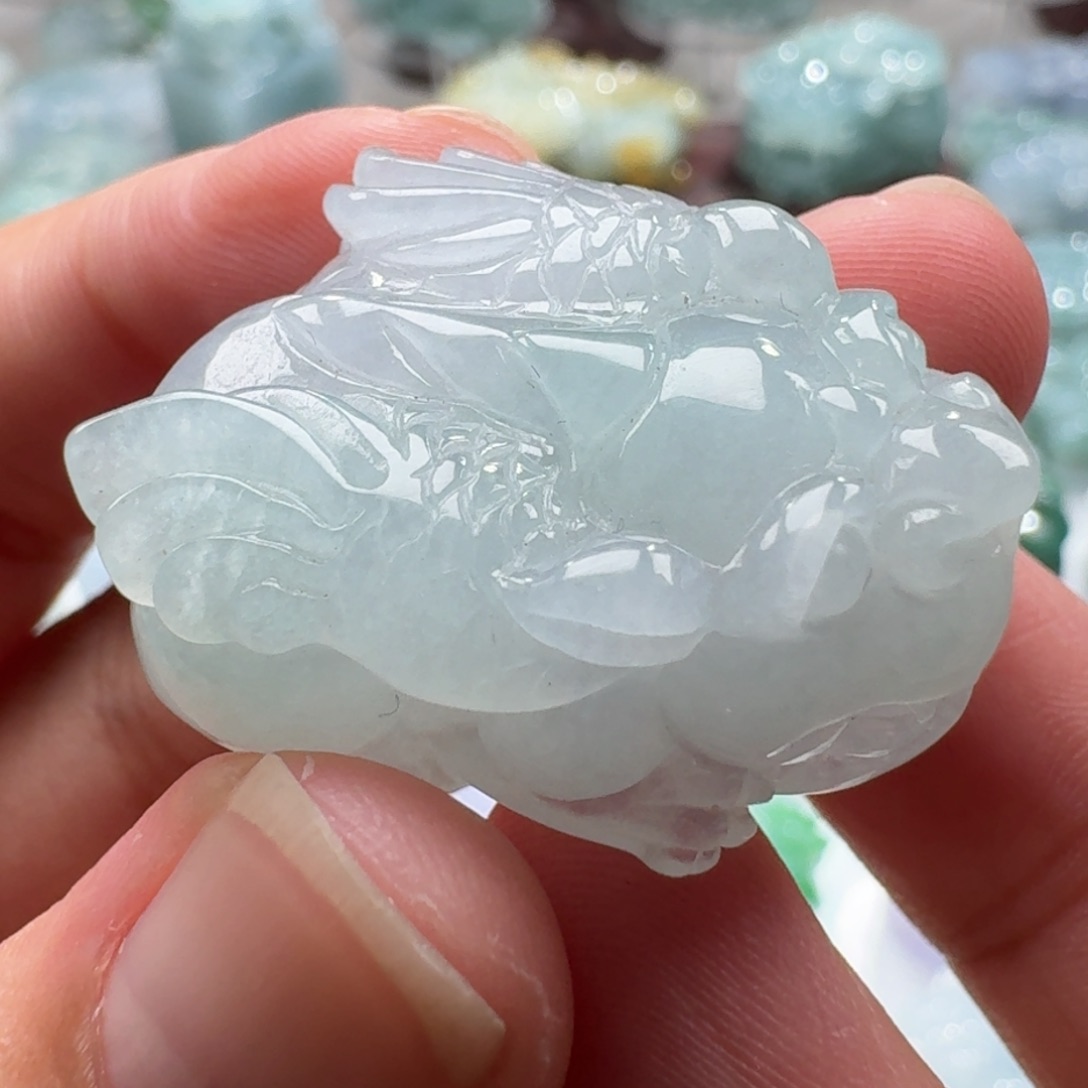 翡翠挂件未镶嵌貔貅