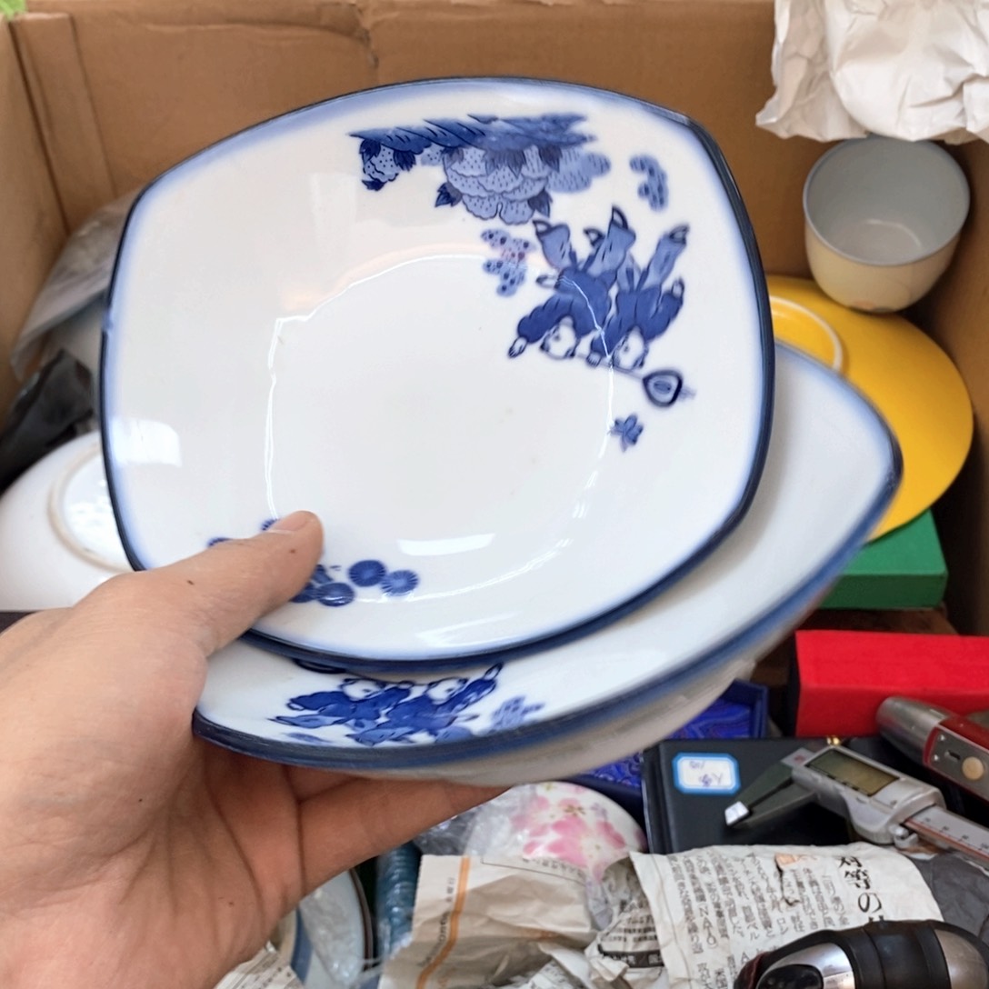 瓷片哈哈哈哈哈哈哈