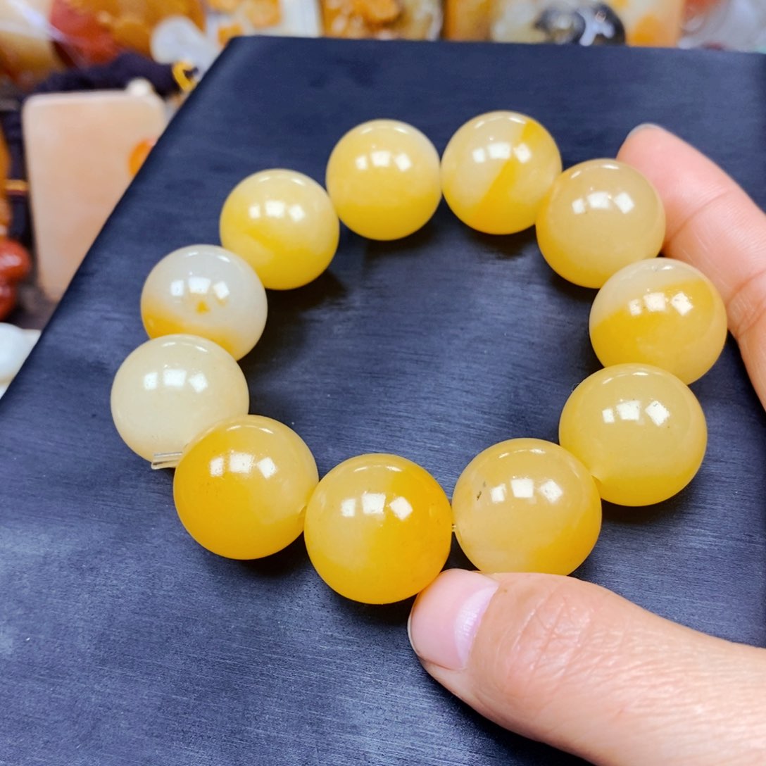 石英质玉颈饰未镶嵌