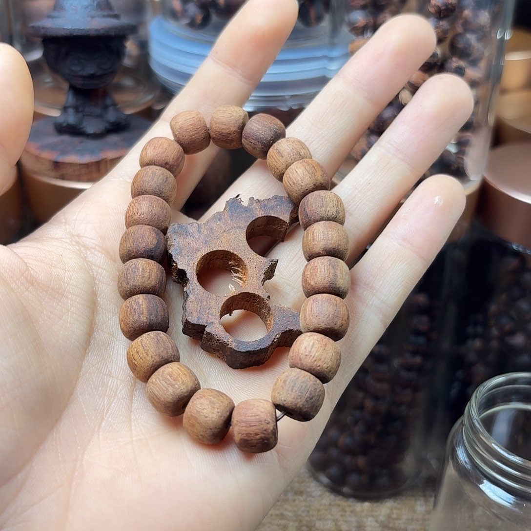 降真香手串/手链1.06熟结黄油金丝蜜结