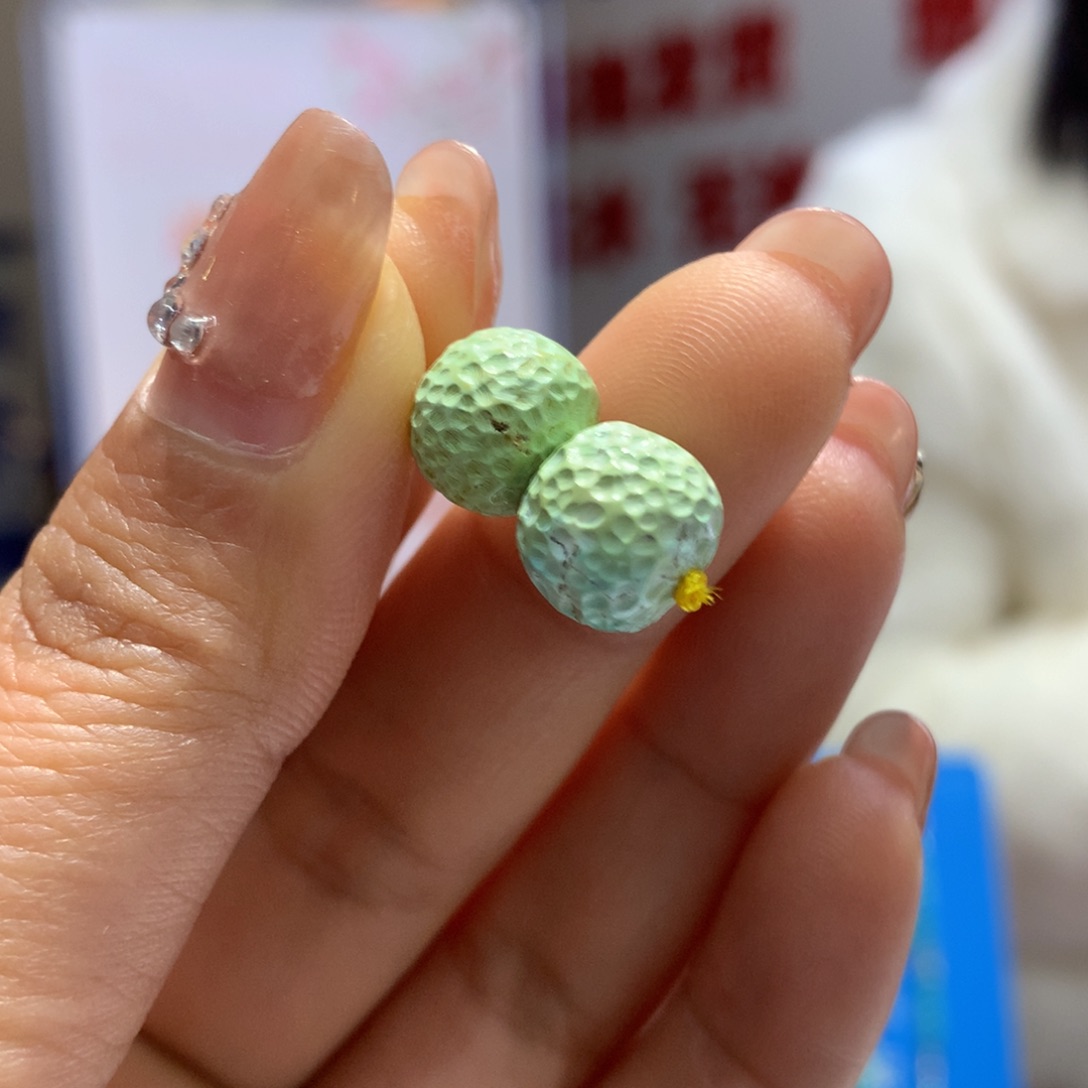 绿松石配饰未镶嵌