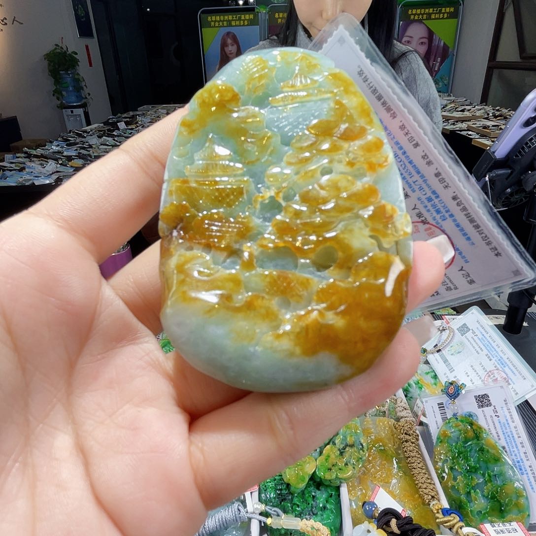 颈饰未镶嵌翡翠一