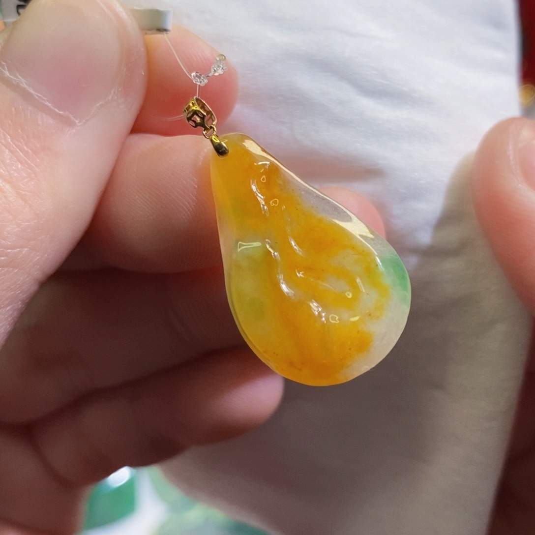 【闪购商品】翡翠吊坠(不含链)未镶嵌4216