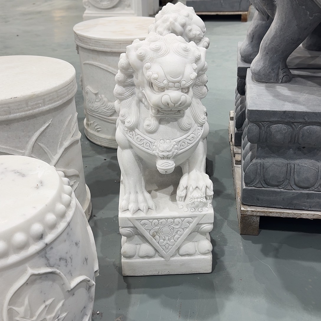 多***吉广西石高50厘米汉白玉狮子定金