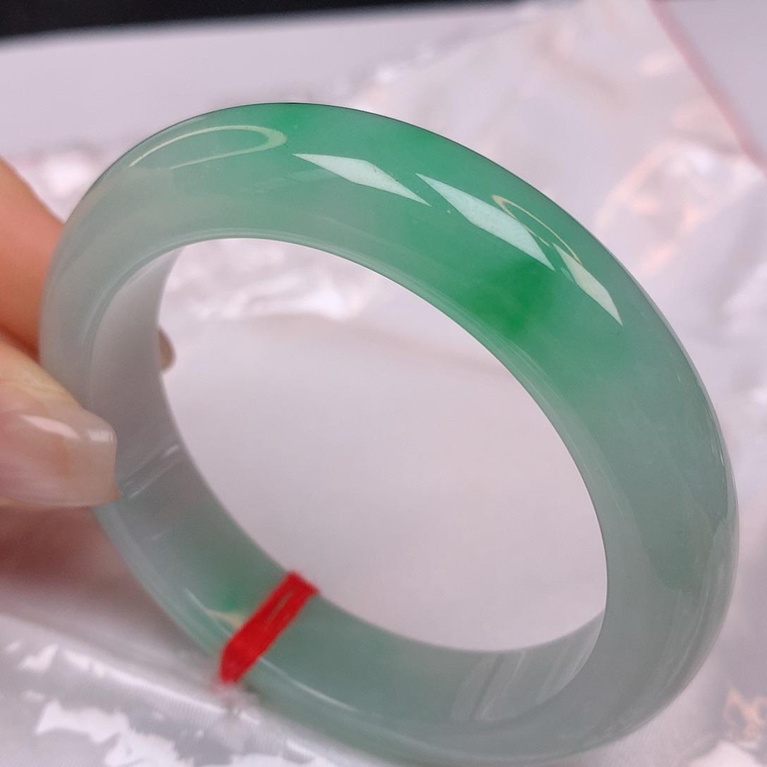 【闪购商品】翡翠手镯未镶嵌50+翡翠手镯