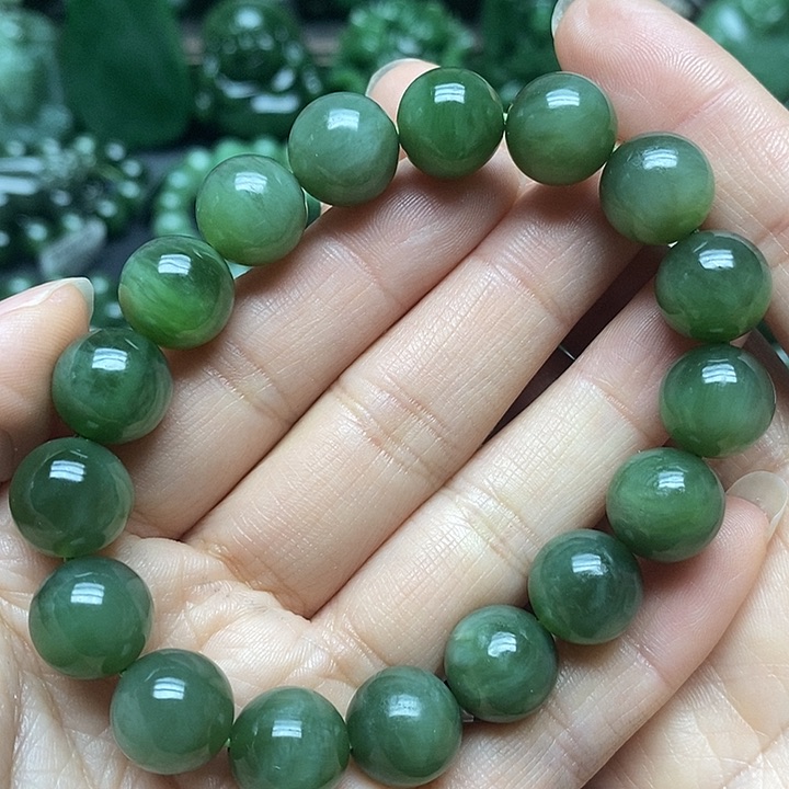 和田玉未镶嵌手串