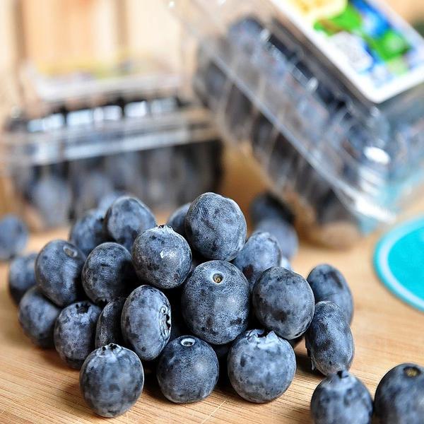 迪斯尼杯装蓝莓3盒300克43元，脆甜大颗粒，护眼蓝梅。