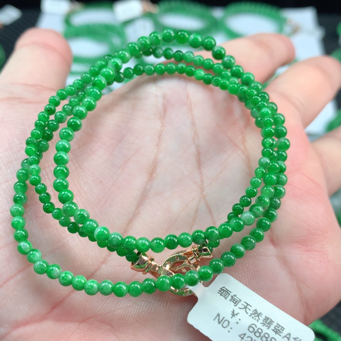 翡翠手链未镶嵌翡翠