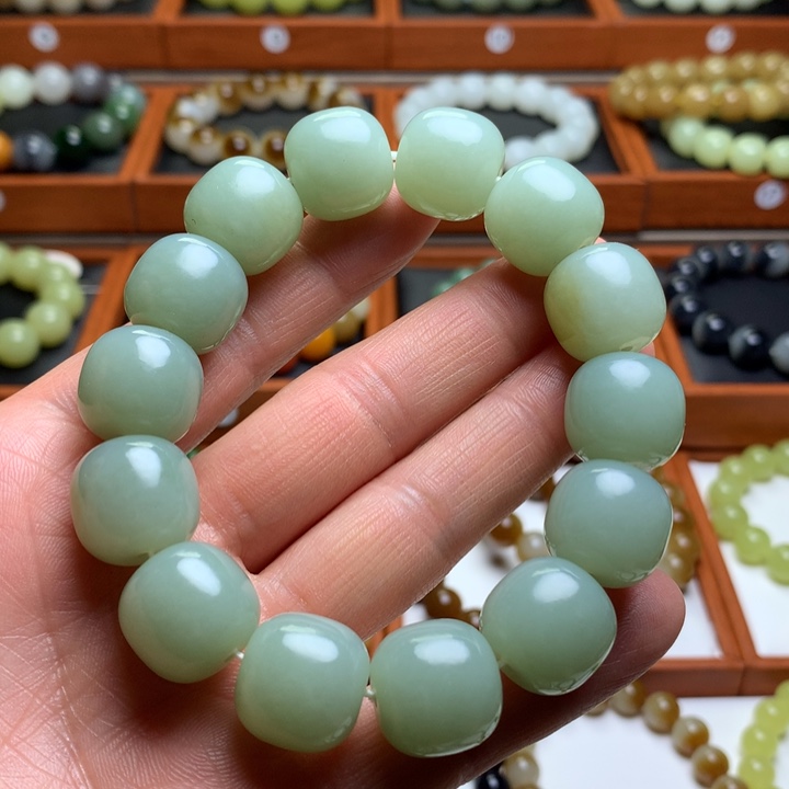 和田玉手串未镶嵌