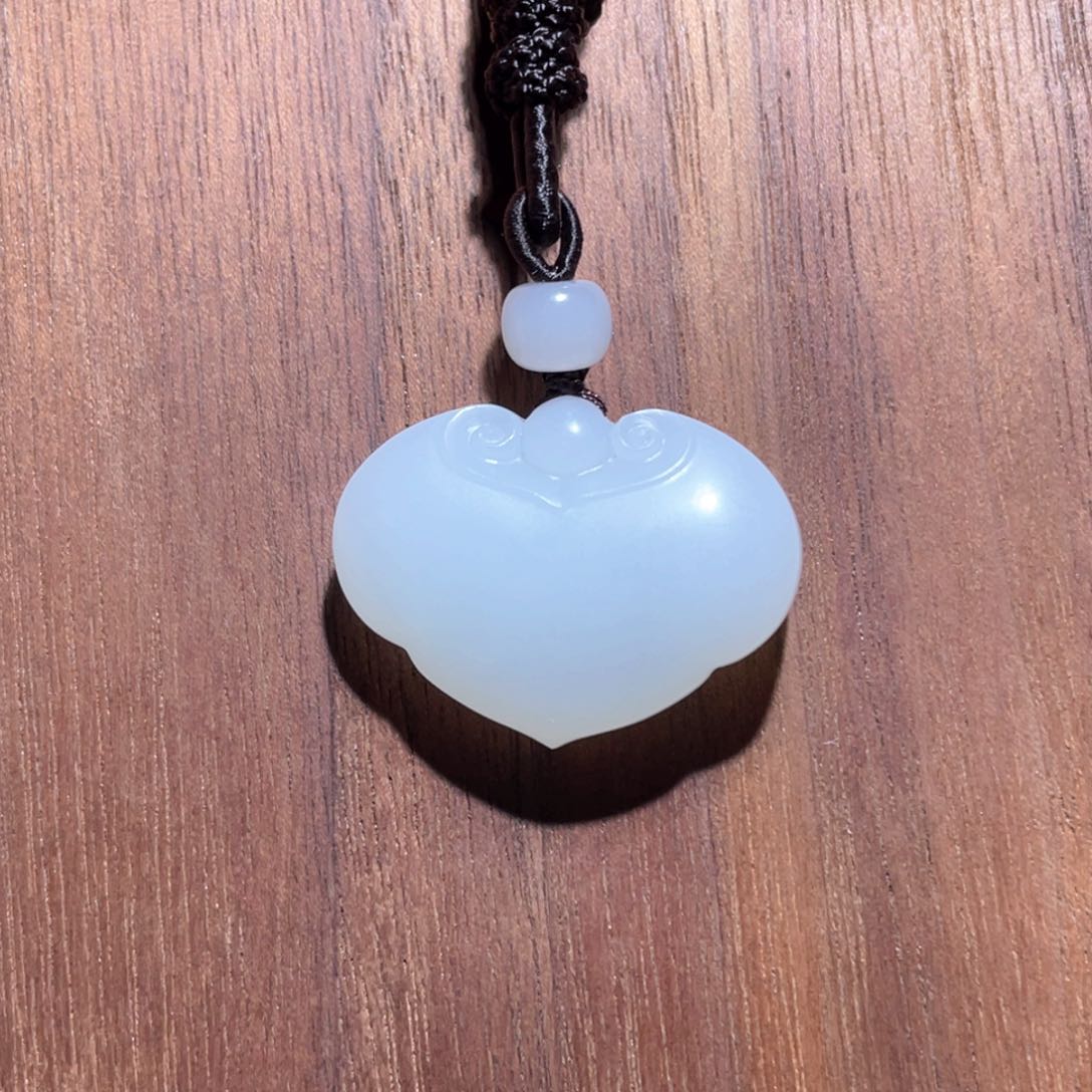 未镶嵌手链和田玉如意锁