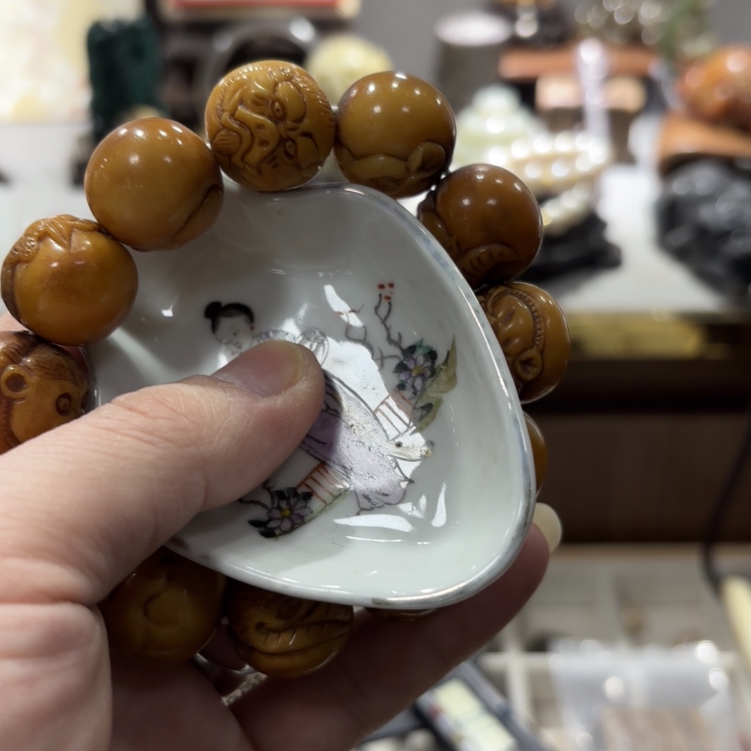 石***工瓷片雕刻精美精致