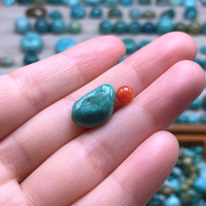 南红玛瑙未镶嵌挂件