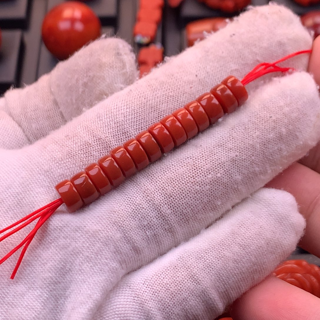 南红玛瑙未镶嵌川料原矿直切精工隔片7mm+多样性发其一