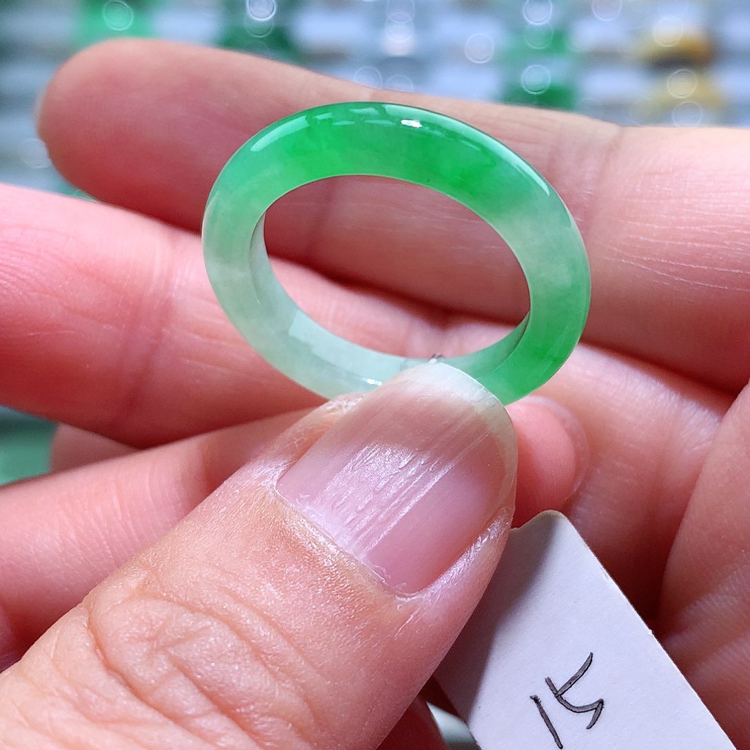 翡翠戒指未镶嵌15号