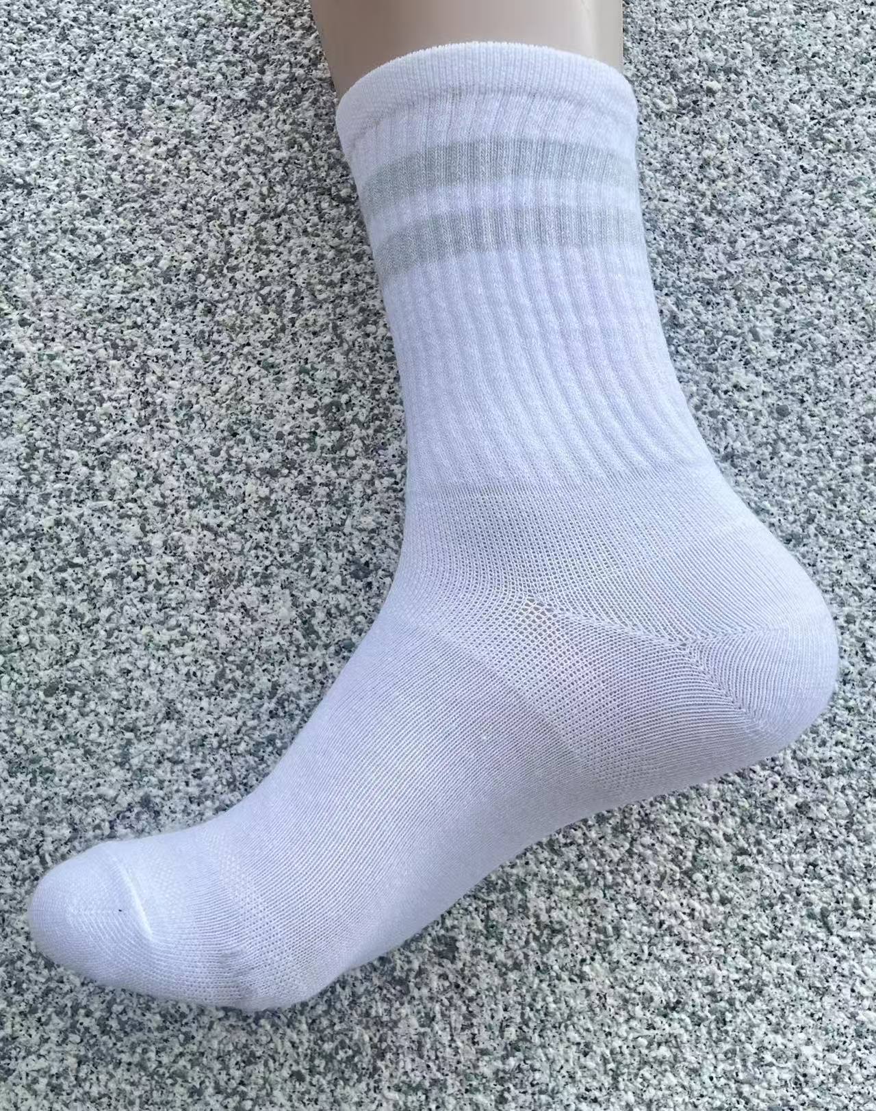 安薄品牌长筒对目男女袜，十五块九元十双