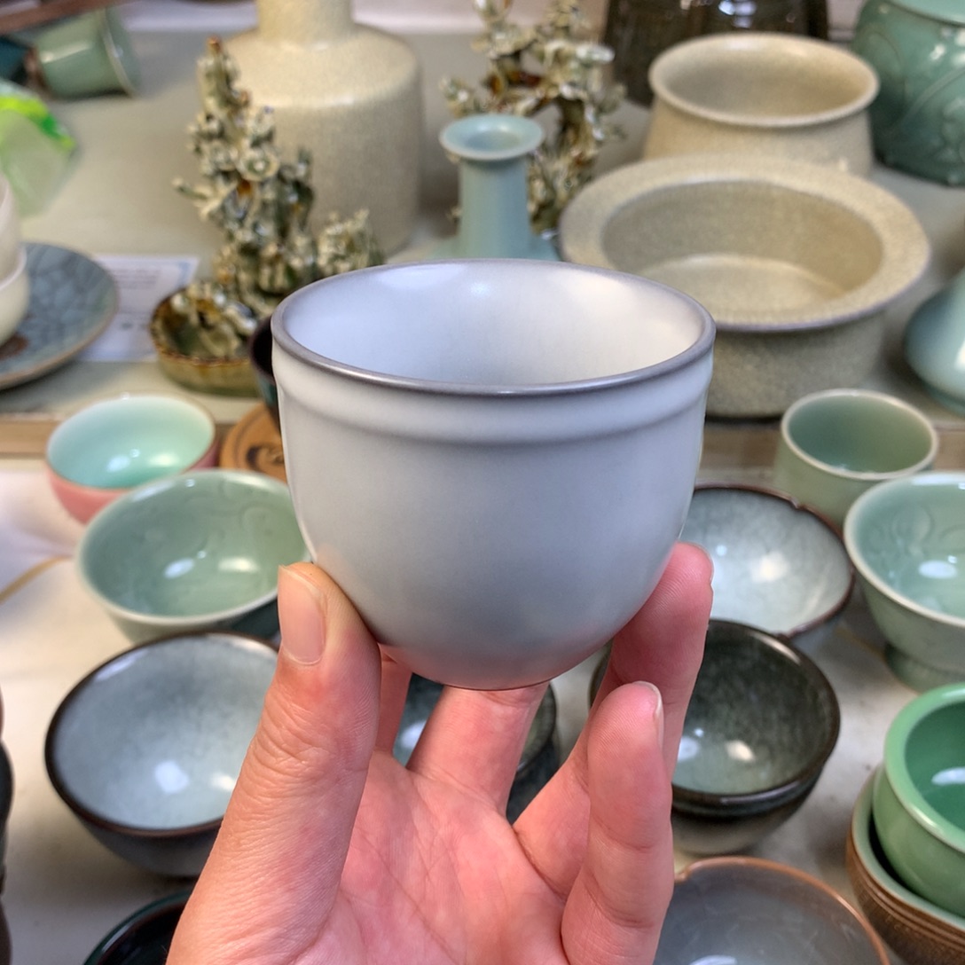 杯龙泉青瓷龙泉路上的