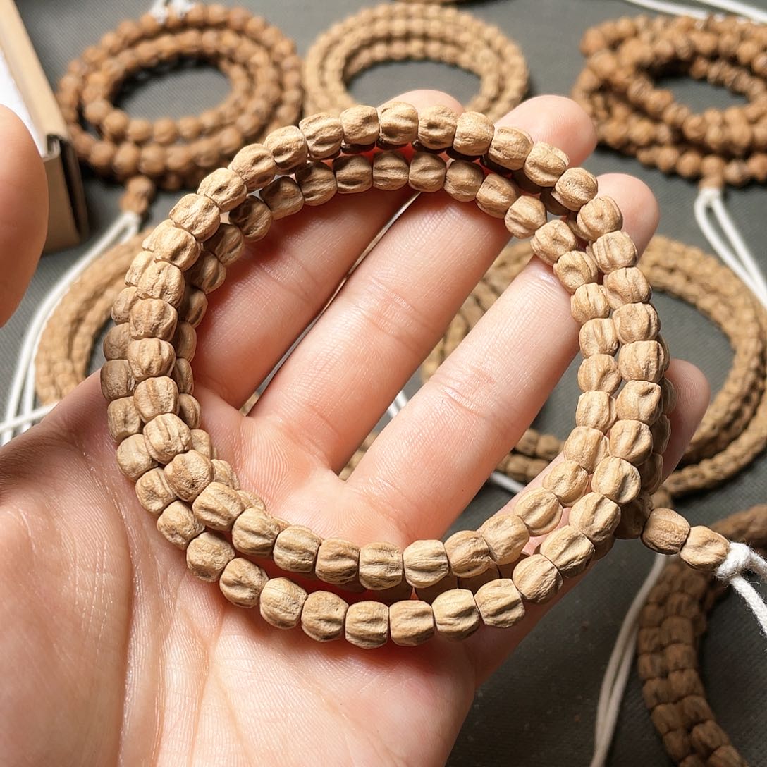 柏香籽/百香籽吊坠